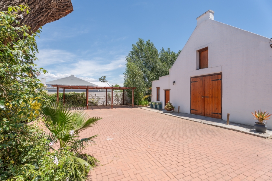 10 Bedroom Property for Sale in Robertson Western Cape